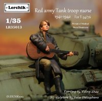 Red army tank troop nurse (1941-1942) (фронтовая медсестра с гитарой в танковом батальоне)