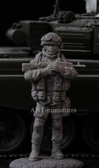 Современный российский солдат в комплекте экипировки "Ратник" №1