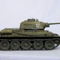 Танк Т-34/76 с штампованной башней (выпуск 1943, Уралмашзавод) купить в Москве - Танк Т-34/76 с штампованной башней (выпуск 1943, Уралмашзавод) купить в Москве