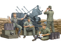 Солдаты  German Anti-Aircraft Gun Crew  (1:35)