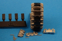 Tracks for AMX-13 with rubber pads