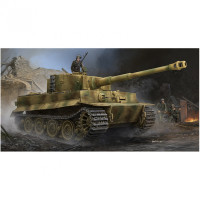 Немецкий тяжелый танк Pz.Kpfw.VI Ausf.E Sd.Kfz.181 Tiger I поздний w/Zimmerit, масштаб 1:35