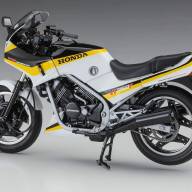21761 Honda VT250F (MC08) (1985), масштаб 1/12 (УЦЕНКА) купить в Москве - 21761 Honda VT250F (MC08) (1985), масштаб 1/12 (УЦЕНКА) купить в Москве